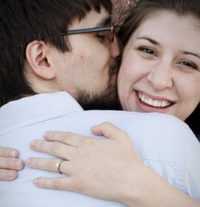 kissbling.jpg