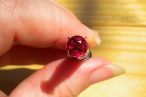 burma spinel 1034.JPG