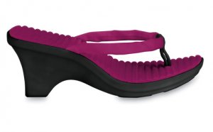 crocs323.jpg