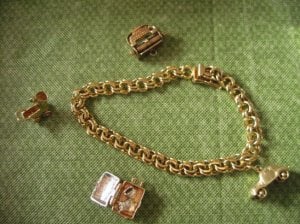 NexttoBracelet9493.JPG