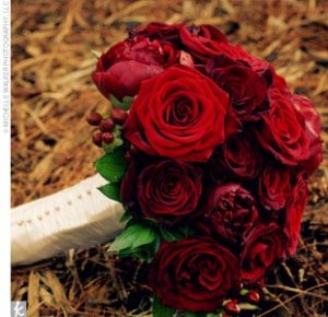 red bouquet.jpg