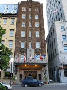 hotel in QC.JPG
