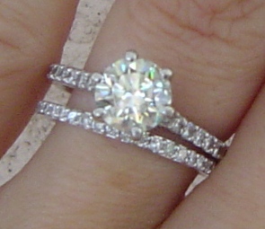 C02321handshtclose.JPG