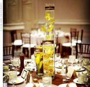 tall and a short centerpiece.JPG