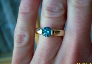 fingerbluereduced.jpg