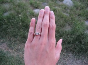 hand695465.JPG