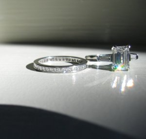 maypearlring0001_3.JPG