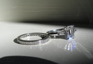 maypearlring0001_2.JPG