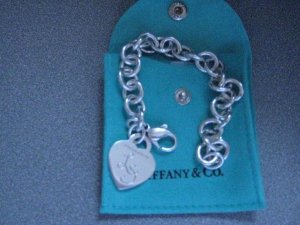 bracelet3894789678924890248064789.jpg