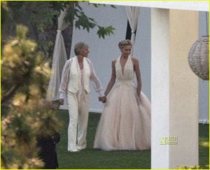 ellen-degeneres-wedding-pictures-01.jpg