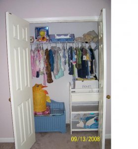fisharghbabyroomII.JPG