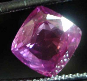 2.42 ct purplish pink sapphire.jpg