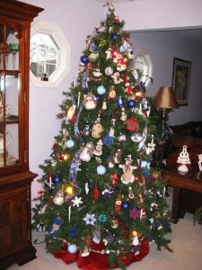 cmssnowmantree2010.jpg