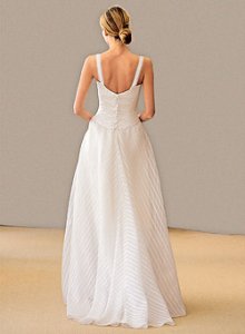 carolinaherreraback.jpg carolinaherreraback.jpg