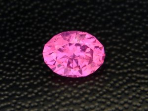 hotpinkspinelbaroval1a.jpg