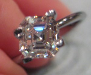 Diamond93475947.jpg