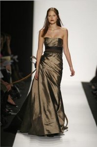 carolinaherreradress.jpg