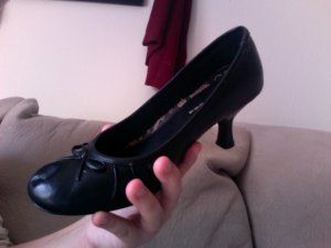 smurfysdateshoes.jpg
