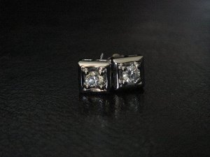 kiki_DH_diamond_studs.jpg