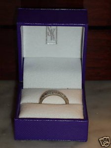 In Box10.jpg