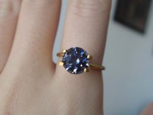 BEGBlueSpinel10.jpg BEGBlueSpinel10.jpg