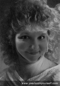 gwenmyYearbookPhoto2.jpg