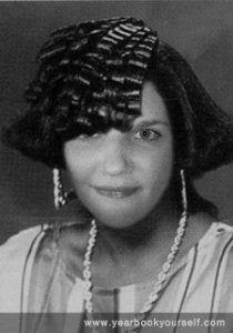 gwenmyYearbookPhoto11.jpg
