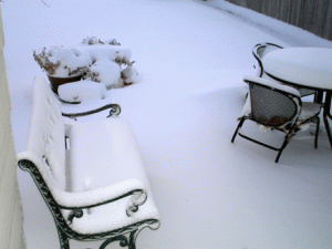 snowpatio1.gif