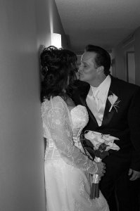 kiss1.jpg