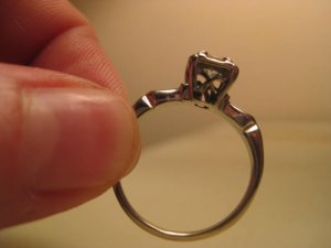 Engagement ring 025.JPG