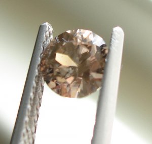 arcchampagnezirc1.jpg arcchampagnezirc1.jpg