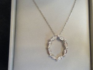 mothersdaynecklace1.jpg mothersdaynecklace1.jpg