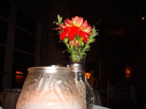 prettyflowerright.jpg