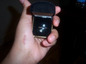 ring in box 20091.jpg