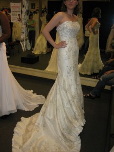 Mori Lee Lace Ruffle Front.JPG
