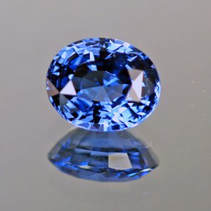blue oval spinel.jpg