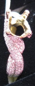 tearinggold20.jpg