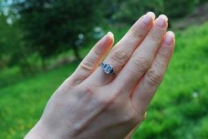 sapphireloversring01.jpg