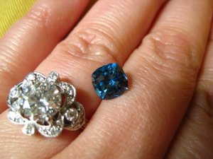 chipped topaz3.JPG