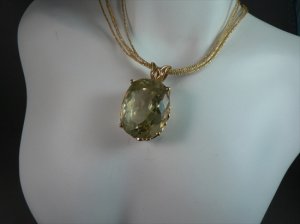 yellow-kunzite-neck-001.jpg yellow-kunzite-neck-001.jpg