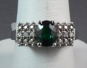 100-tsavorite-garnet-001.jpg 100-tsavorite-garnet-001.jpg