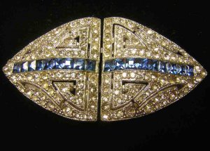 blue brooch.jpg blue brooch.jpg