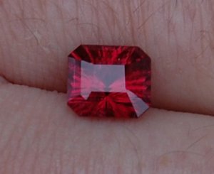 kiz-rhspinel4.jpg