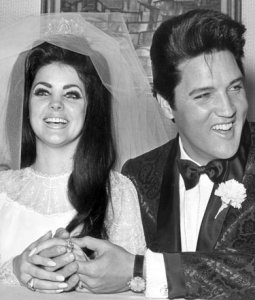 Priscilla and Elvis Presley2.jpg