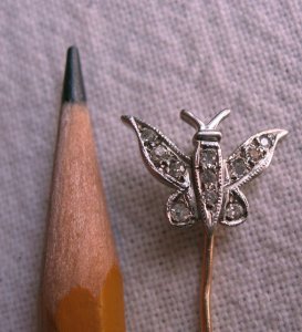 butterflypencil1.jpg butterflypencil1.jpg
