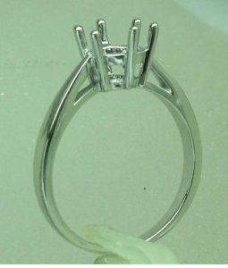 jewelryhoosolitaire6prongformali1.JPG