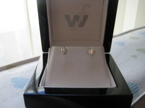 SBearrings in box.JPG