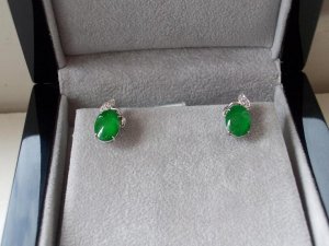 greenearring2A.jpg