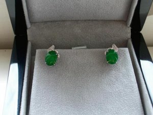 greenearring1A.jpg