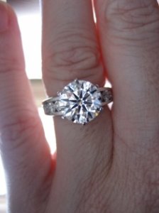 2.75ct ring arrows1small.jpg 2.75ct ring arrows1small.jpg